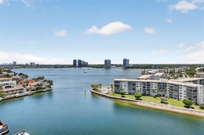 Foto del edificio - 1000 E Island Blvd