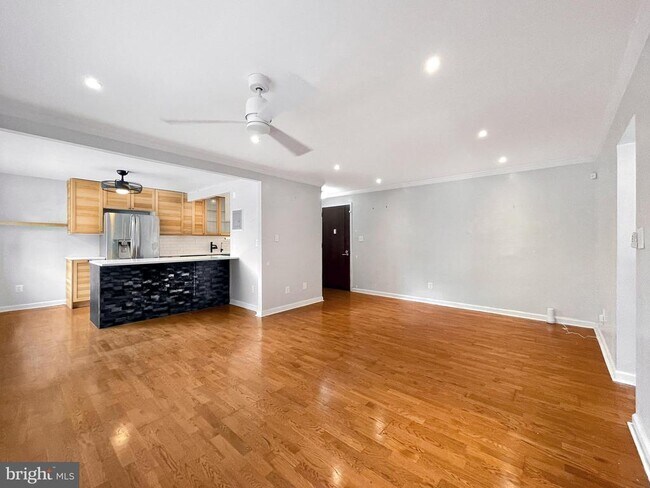 Foto del edificio - 2725 39th St NW