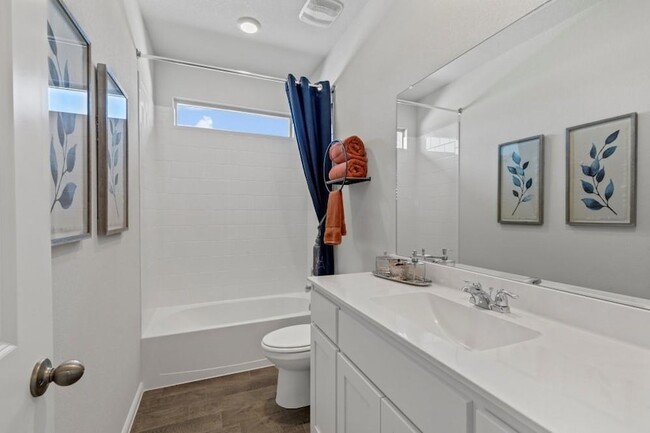 Building Photo - 308 Deserado Dr