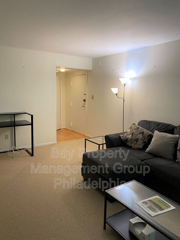 Building Photo - 4000 Gypsy Ln