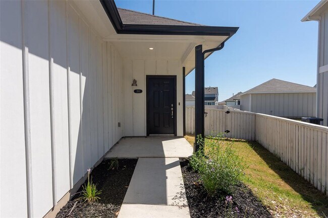 Foto del edificio - 350 Fabion St