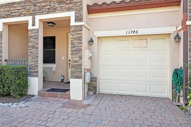 Foto del edificio - 11746 SW 151 Ave