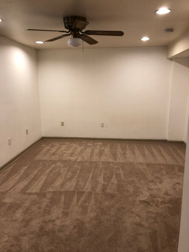 Foto principal - 7721 Notley Rd