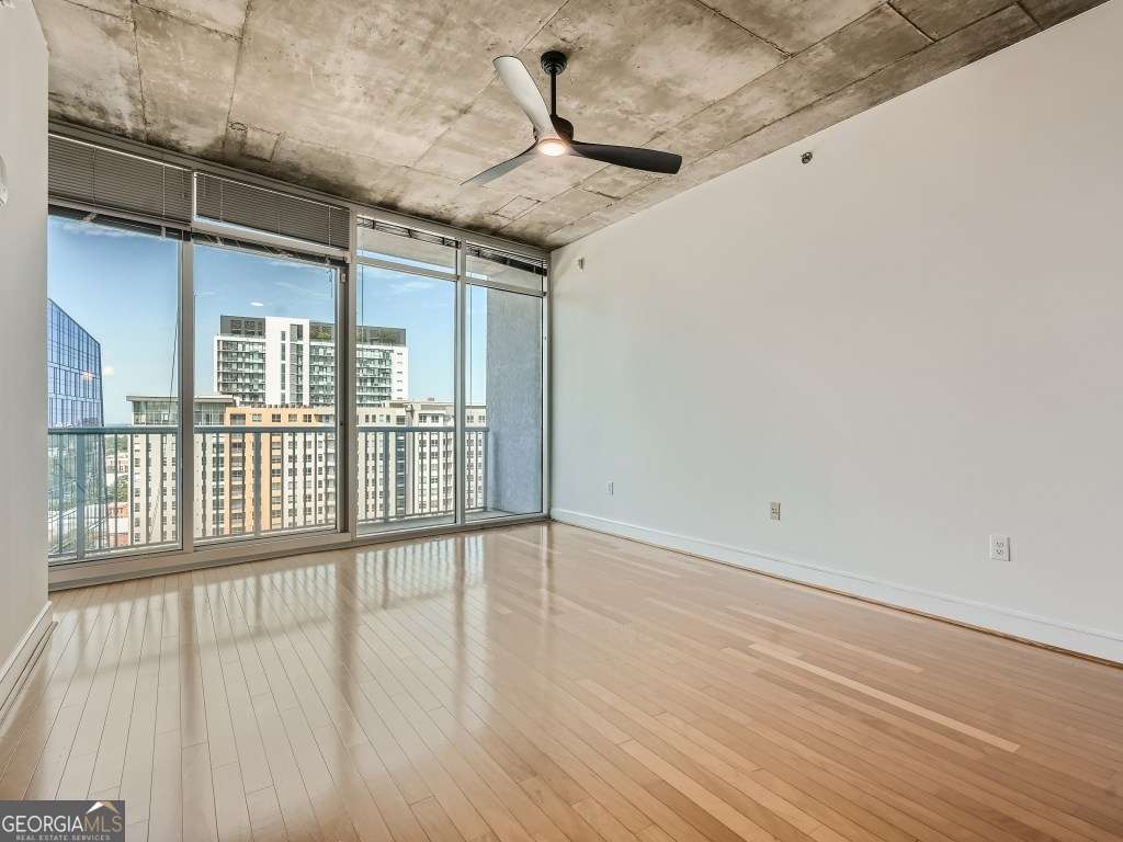 Foto principal - 950 W Peachtree St NW