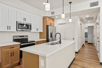 Building Photo - 3820 E Fort Lowell Rd