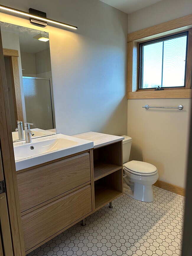 Foto del edificio - 1423 Williamson St