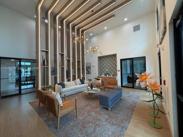 Foto del edificio - 16341 N Cleveland Ave