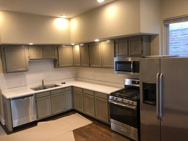 Foto del edificio - 1411 W Erie St