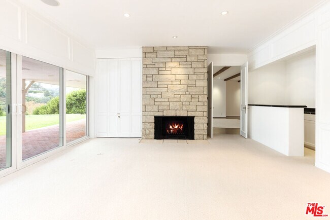 Building Photo - 501 N Rockingham Ave