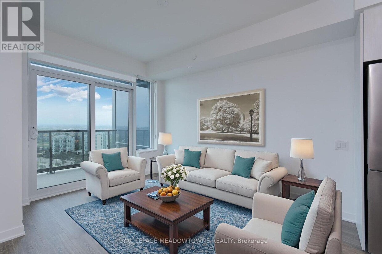 Photo principale - 2495-2495 Eglinton Ave W