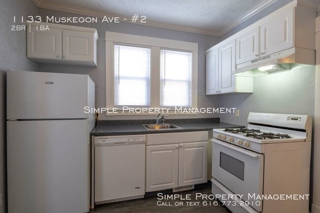 Building Photo - 1133 Muskegon Ave NW