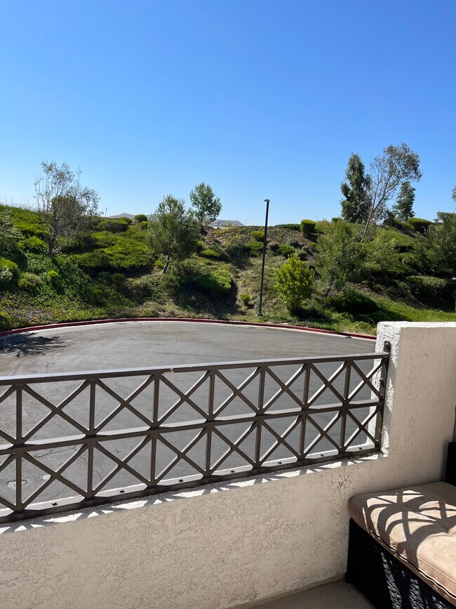 Building Photo - 1031 S Daybreak Ct