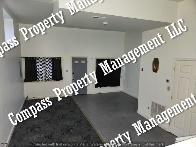 Foto del edificio - Move In Special!!! $200 OFF MOVE-IN!!!