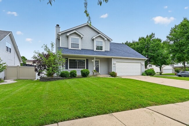 Building Photo - 1301 Brookfield Dr