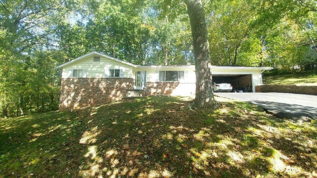 Primary Photo - 100 Morningside Dr