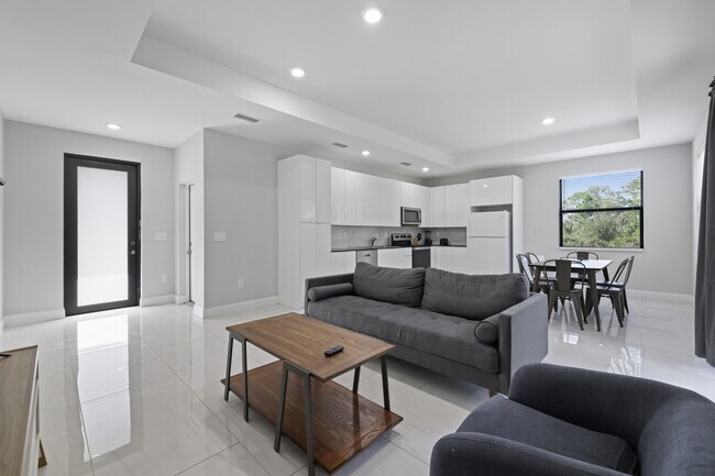 Foto del edificio - 674 Windermere Dr