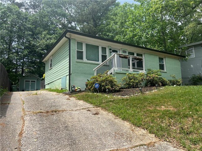 Foto del edificio - 2701 Hood Ave NW