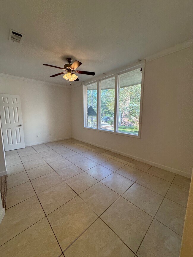 Foto del edificio - 11842 Taylorcrest Rd