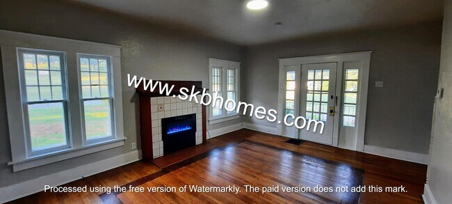 Foto del edificio - 604 Old Exeter Rd