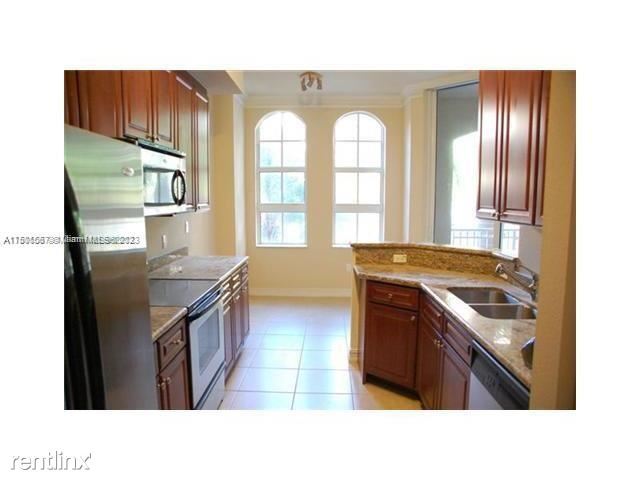 Foto del edificio - 2 br, 2 bath Condo - 3001 NE 185th St Apt 220