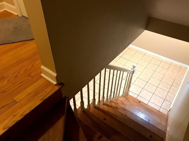 Building Photo - 1.5 bedroom in Chicago IL 60618
