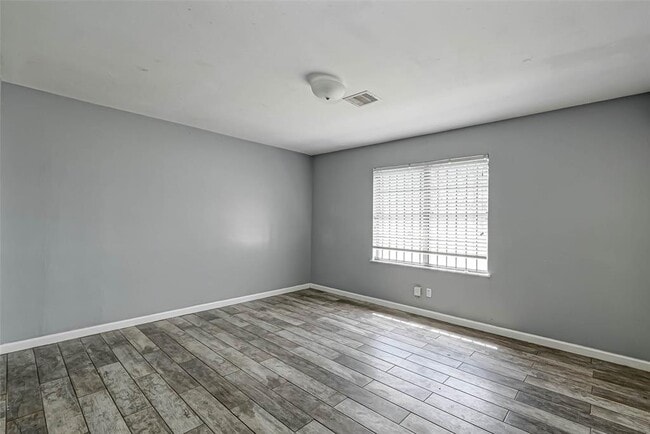 Building Photo - 4821 Alvin St