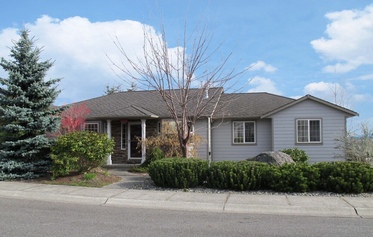 Foto principal - ***PENDING APPLICATION***4BD/3BA Home with...