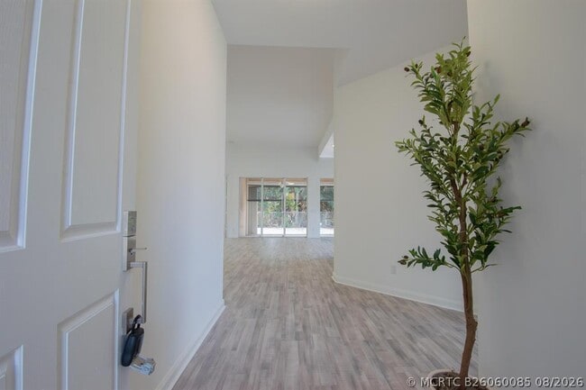 Building Photo - 7046 Fish Creek Ln