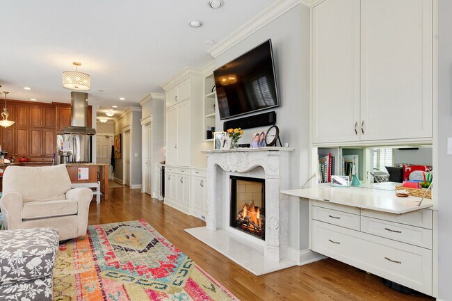 Foto del edificio - 1400 W Webster Ave