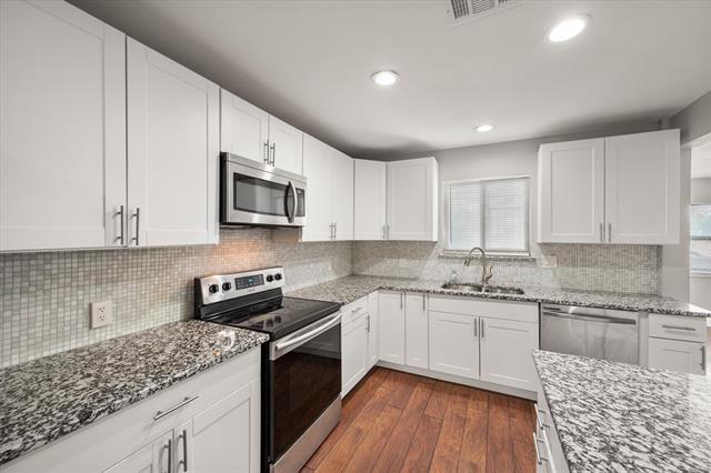 Foto del edificio - 207 E Harwood Rd