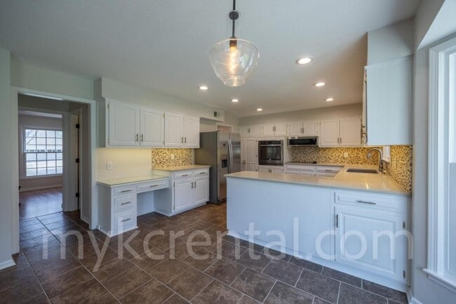 Building Photo - 12012 Ensley Ln