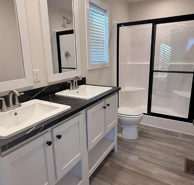 Foto del edificio - 17050 Coventry Ln