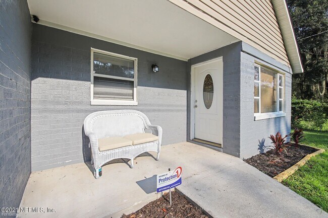 Building Photo - 4 br, 2 bath House - 474 Otis Rd