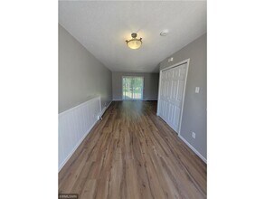 Building Photo - 333 Odanah Ave