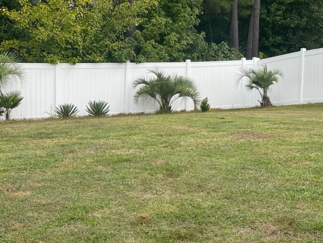 Building Photo - 344 Emery Oak Dr