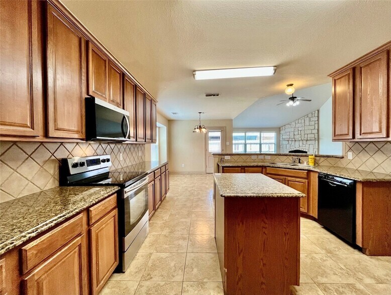 Photo - 1005 Tallahassee Drive Unit