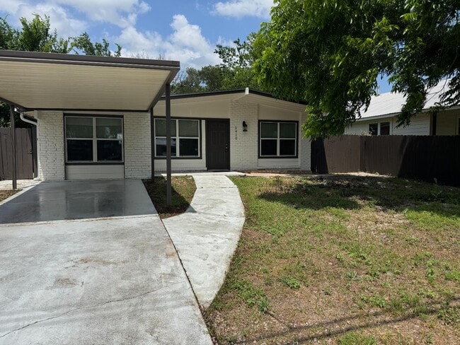 Building Photo - 5410 Downs Dr