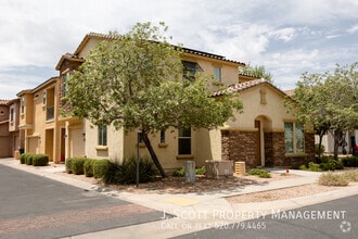 Building Photo - 17737 W Mandalay Ln
