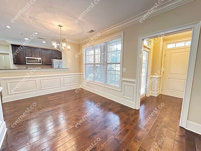 Foto del edificio - 2300 Peachford Rd