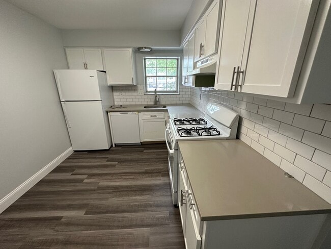 Photo - 906 Erdner Avenue - 6 Apartment
