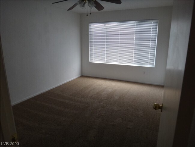 Building Photo - 3120 Tarpon