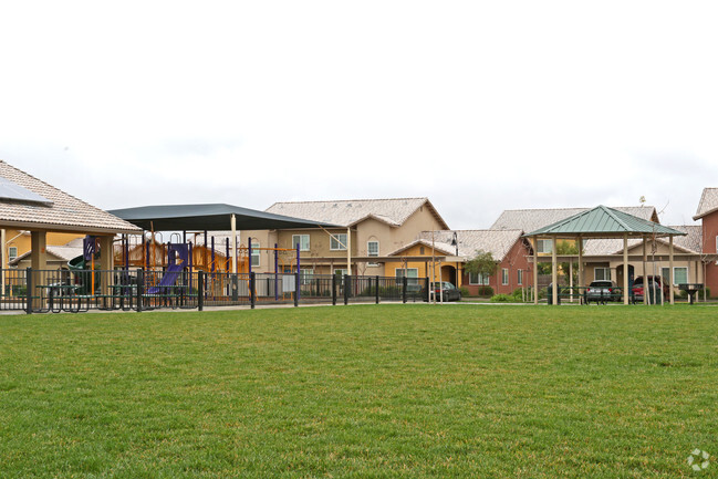Foto del edificio - Parksdale Village II