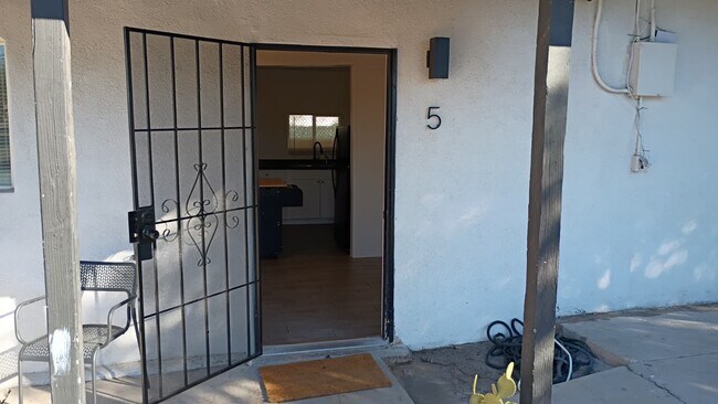 Foto del edificio - Garden Lofts on President