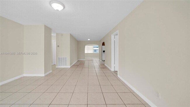 Foto del edificio - 5225 Mayo St