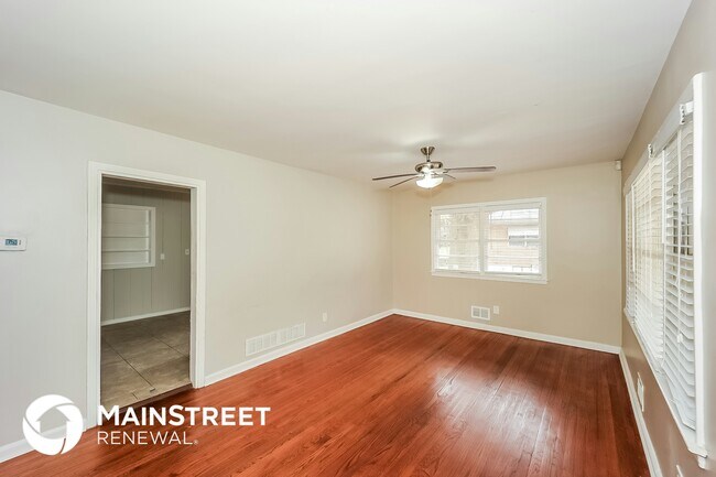 Building Photo - 1794 Broadwell St SW