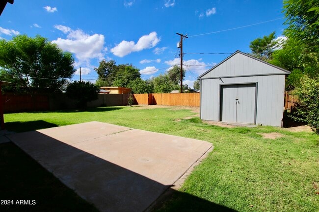 Building Photo - 4538 N 14th Pl