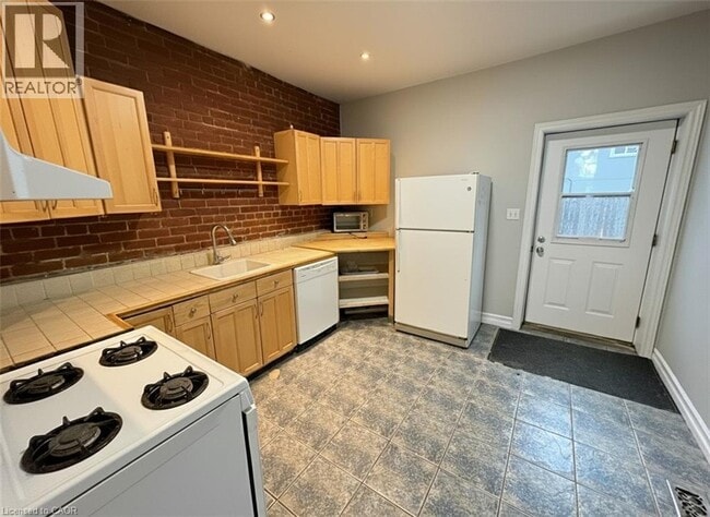 Photo du bâtiment - 126 Park St N