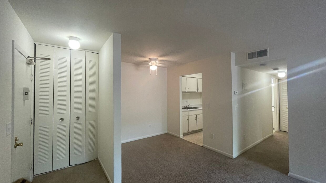 Primary Photo - Orchard Trace Condominiums