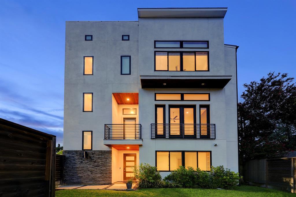 7327 Shadyvilla Pointe Dr, Houston, TX 77055