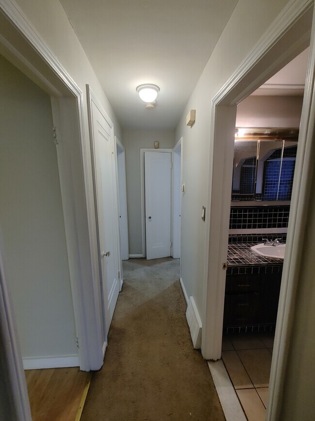 18338 Ashton Ave, Detroit, MI 48219 House Rental in Detroit, MI